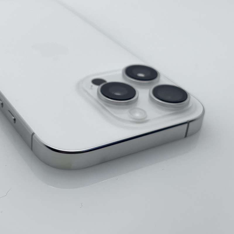 iPhone 16 Pro 512GB White Titanium Mint Condition (12 Month Warranty)