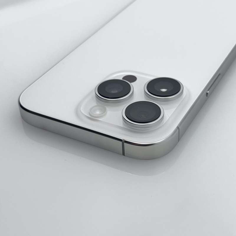 iPhone 16 Pro 512GB White Titanium Mint Condition (12 Month Warranty)