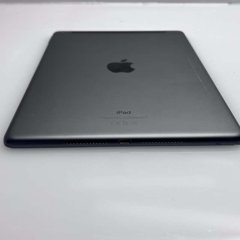 iPad 10.2 9th Gen 64GB (Wifi/Cellular) No Touch ID Silver (3 Month Warranty)