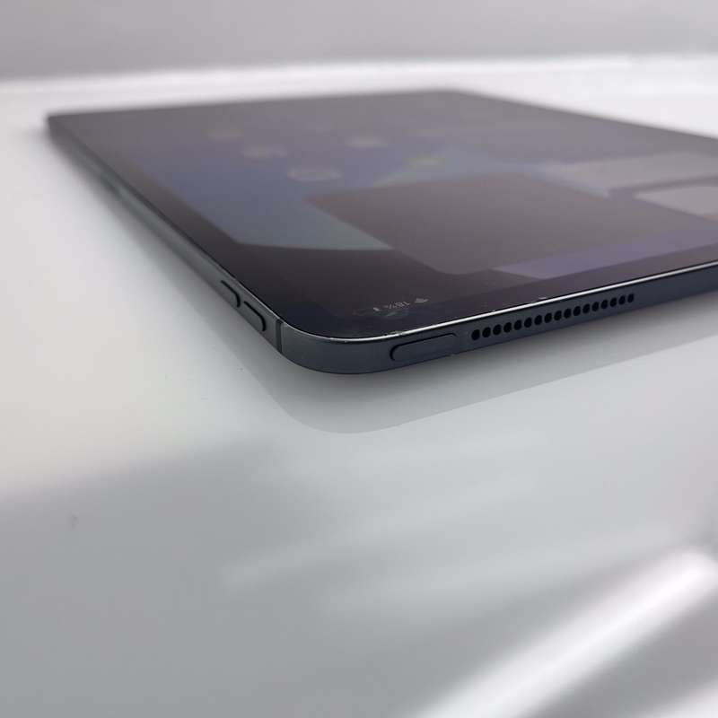 iPad Pro 12.9-Inch 4th Gen 512GB  (Wifi/Cellular) LCD Damage | Bent Casing  Space Grey