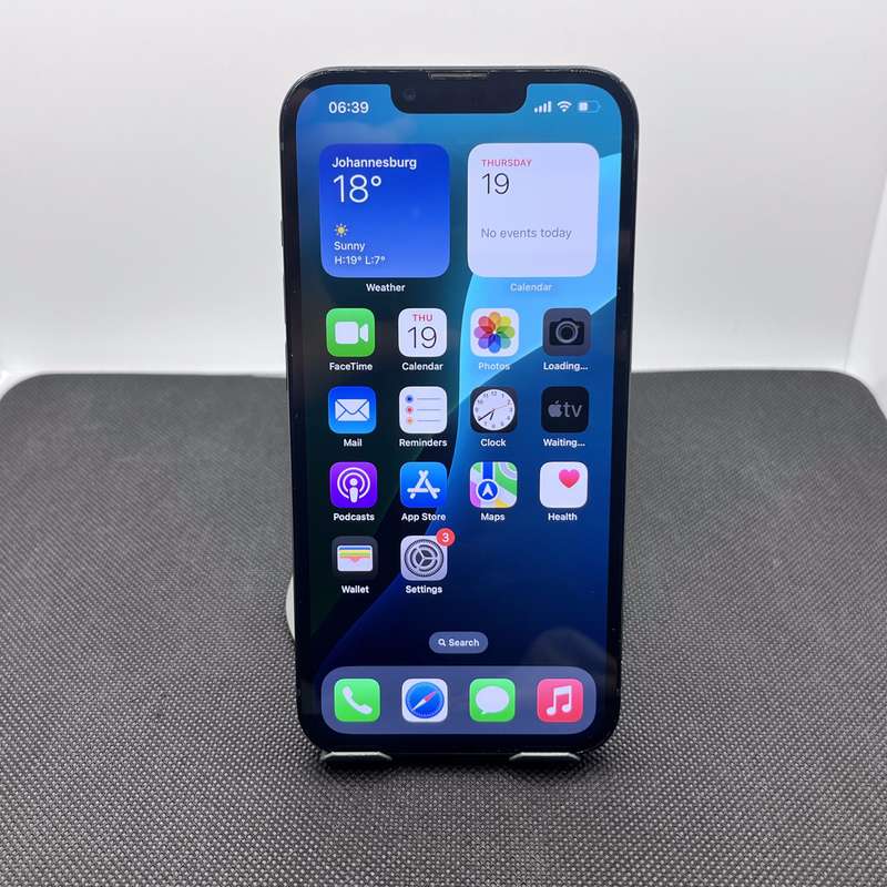 iPhone 13 256GB Midnight (6 Month Warranty)