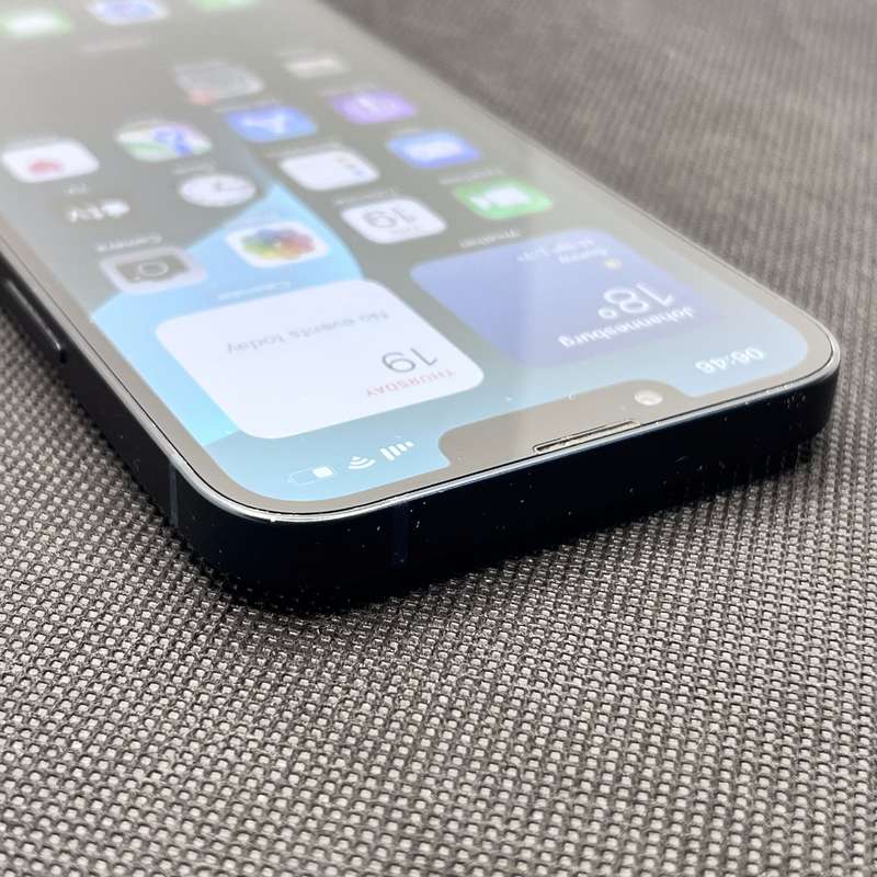 iPhone 13 256GB Midnight (6 Month Warranty)