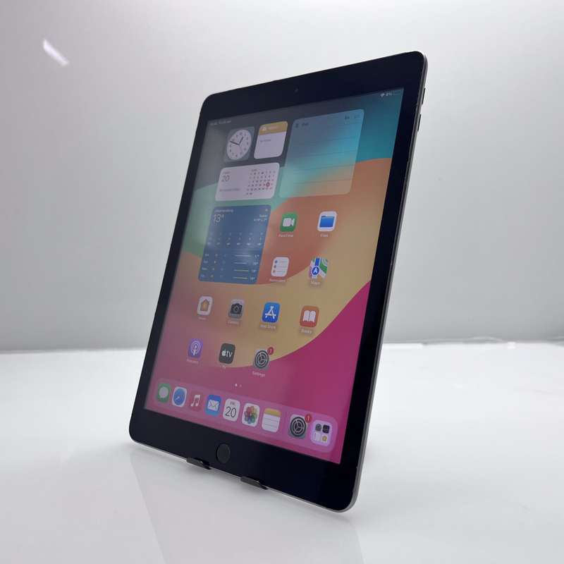 Apple iPad 9.7" 6th Gen 128GB No Touch ID Space Gray (3 Month Warranty)
