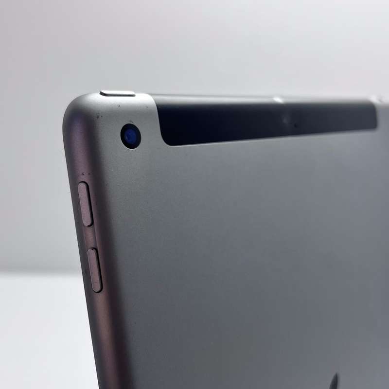 Apple iPad 9.7" 6th Gen 128GB No Touch ID Space Gray (3 Month Warranty)
