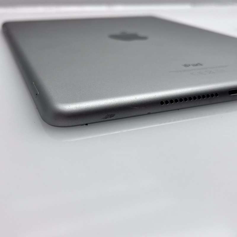 Apple iPad 9.7" 6th Gen 128GB No Touch ID Space Gray (3 Month Warranty)