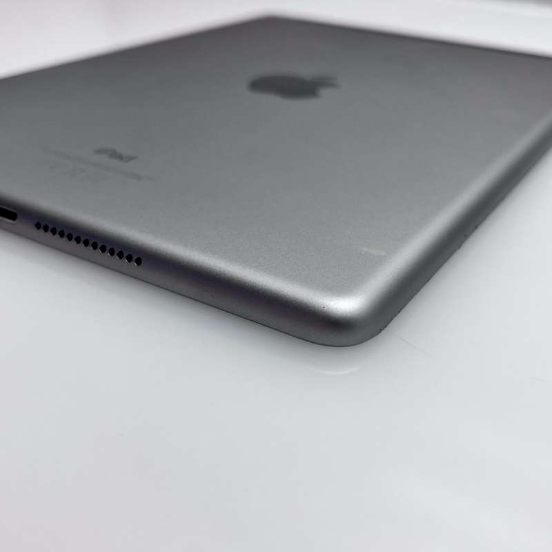 Apple iPad 9.7" 6th Gen 128GB No Touch ID Space Gray (3 Month Warranty)