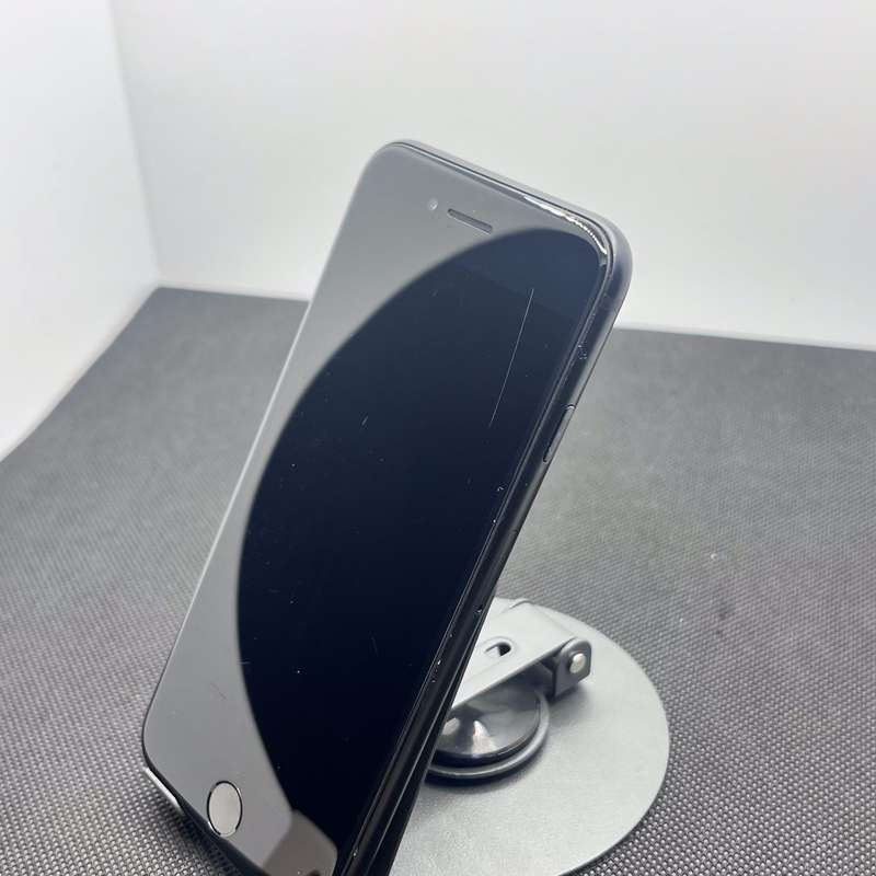 Apple iPhone SE (2020) 64GB Black (3 Month Warranty)