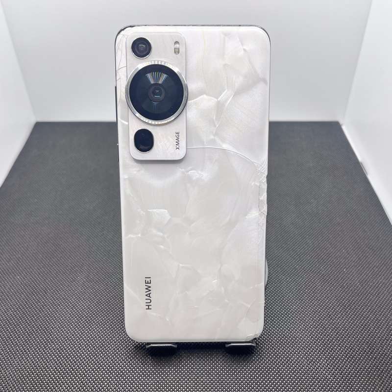 Huawei P60 Pro 256GB Dual Sim White Cracked Casing (3 Month Warranty)