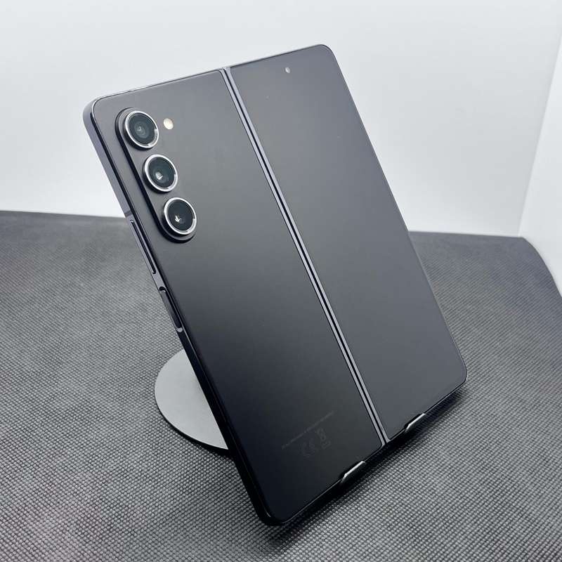 Samsung Galaxy Z Fold 5 512GB Dual Sim Phantom Black (12 Month Warranty)