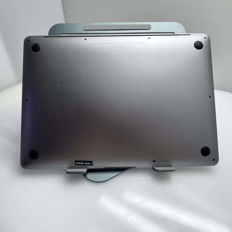 MacBook Air 13-Inch M1 8CPU/7GPU (2020) 8GB RAM 256GB SSDSpace Gray (12 Month Warranty)