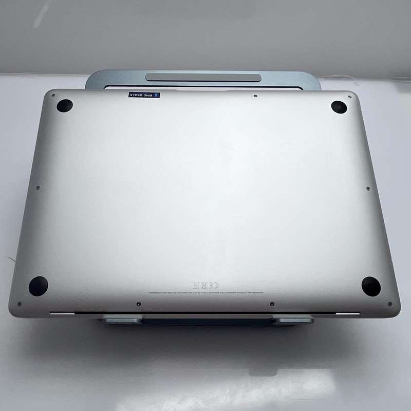 MacBook Air 13-Inch M1 8CPU/7GPU (2020) 8GB RAM 256GB SSD Silver (12 Month Warranty)