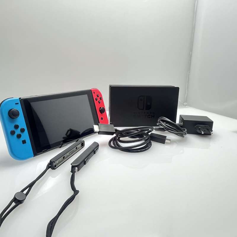 Nintendo Switch 32GB Black + 2 Joy-Con Controllers + HDMI Cable (3 Month Warranty)