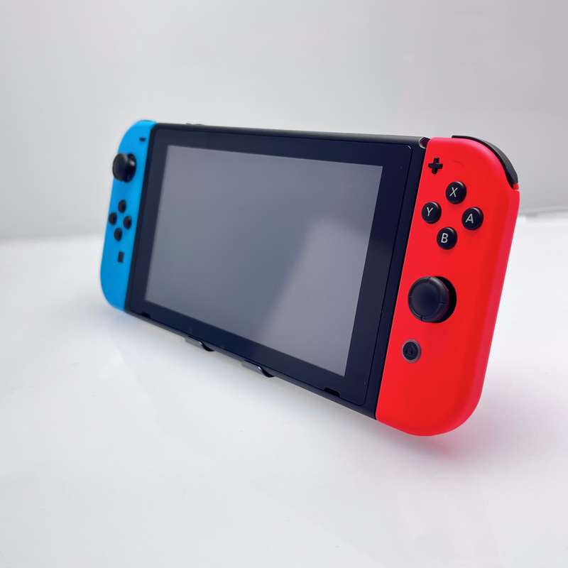 Nintendo Switch 32GB Black + 2 Joy-Con Controllers + HDMI Cable (3 Month Warranty)