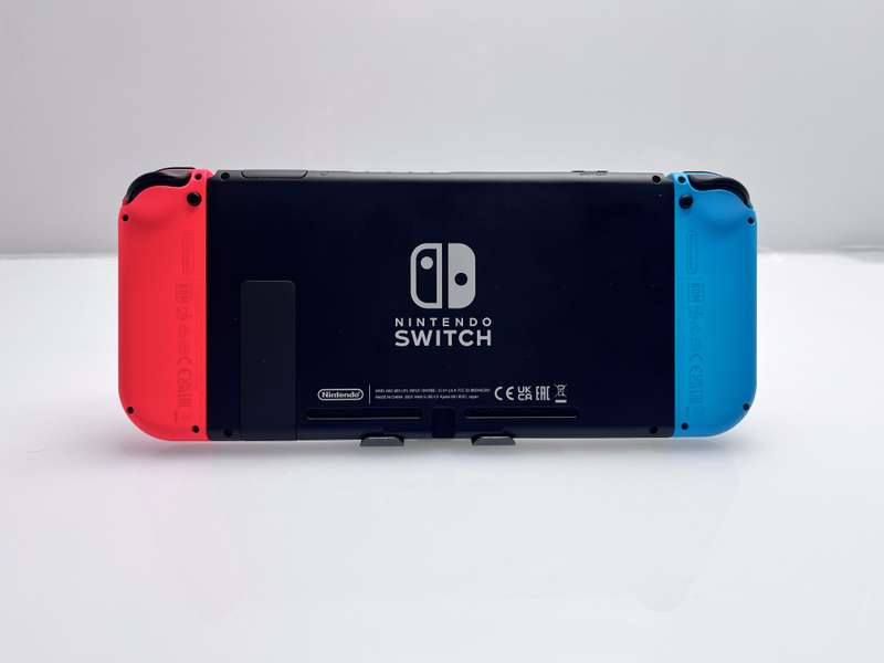 Nintendo Switch 32GB Black + 2 Joy-Con Controllers + HDMI Cable + Carry Case + Game (3 Month Warr...