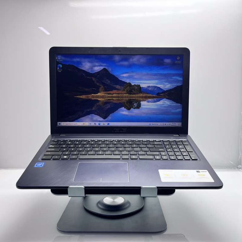 Asus X543N 4GB RAM 512GB HDD Bright Spots Black