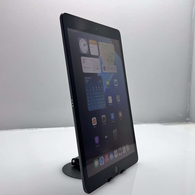 Apple iPad 10.2" 9th Gen 64GB (Wifi/Cellular) Space Grey - No Touch ID, Bright Spot
