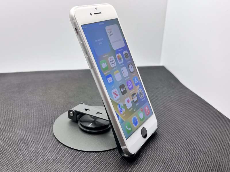 Apple iPhone 8 64GB White