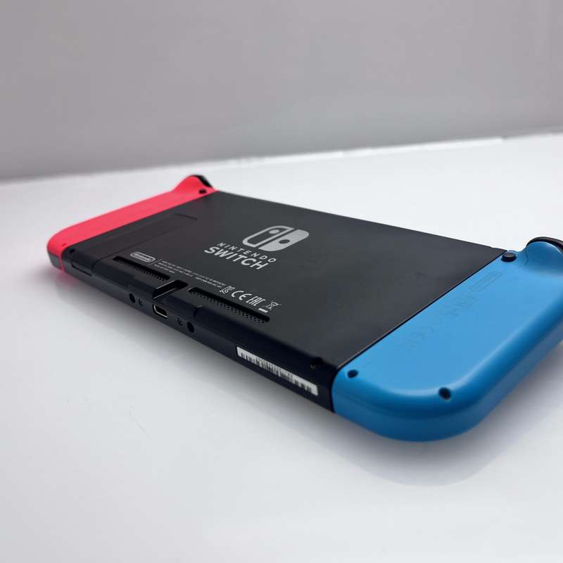 Nintendo Switch 32GB Black + 2 Joy-Con Controllers + HDMI Cable + Charging Cable + Docking Statio...