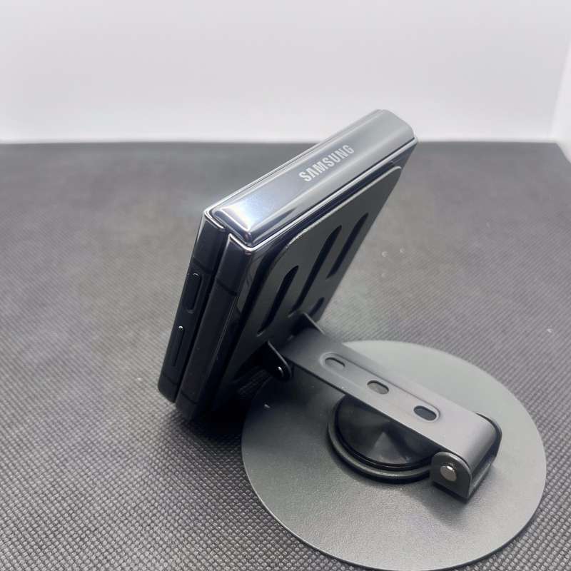 Samsung Galaxy Z Flip 5 256GB Graphite (6 Month Warranty)