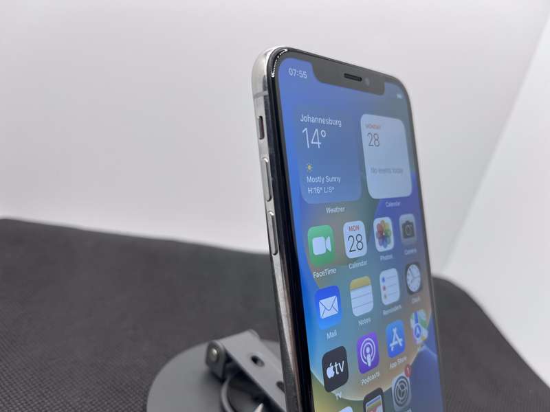Apple iPhone X 64GB Silver (3 Month Warranty)