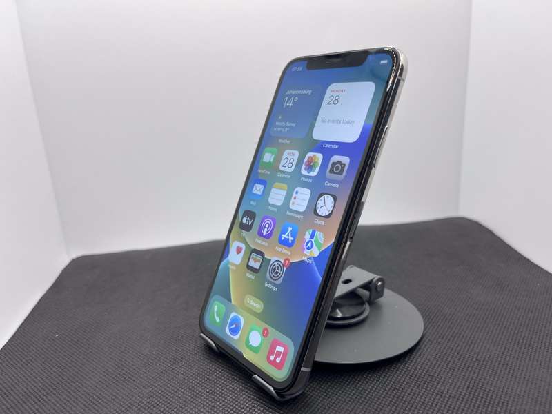 Apple iPhone X 64GB Silver (3 Month Warranty)