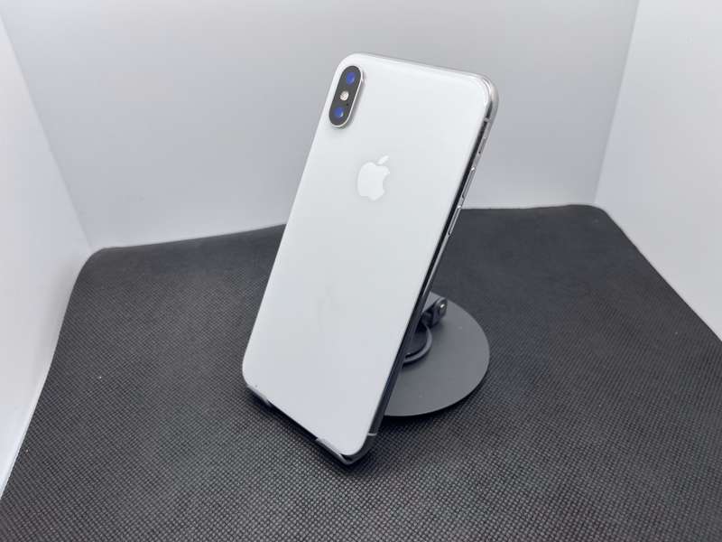 Apple iPhone X 64GB Silver (3 Month Warranty)