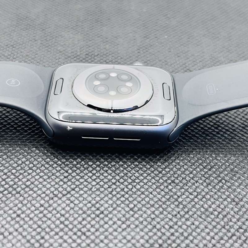 Apple Watch Series 6 40mm GPS Only Space Gray (3 Month Warranty)