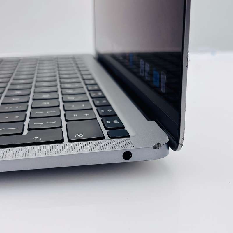 MacBook Air M1 13-Inch 8GPU/7CPU 8GB RAM 256GB SSD (2020) Space Gray (12 Month Warranty) - ...