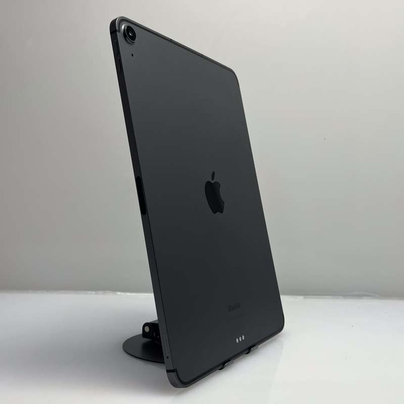 Apple iPad Air 5th Gen 256GB (Wifi/Cellular) Space Grey (6 Month Warranty) - Damaged Casing