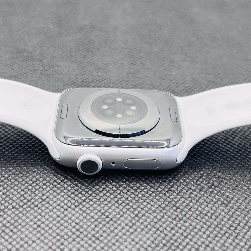 Apple Watch Series 8 45mm GPS Only Silver (6 Month Warranty)