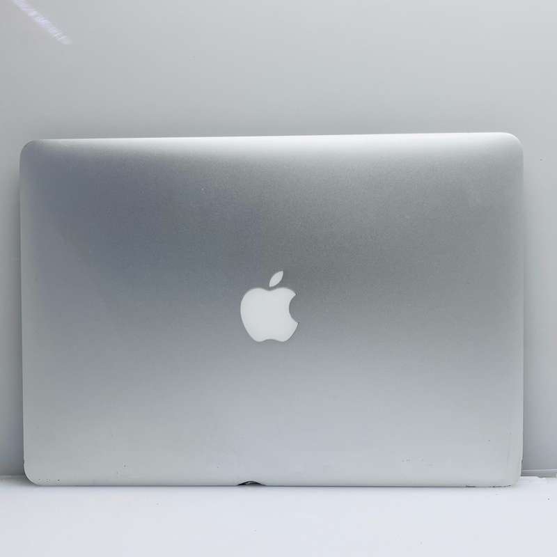 Apple MacBook Air 13-inch Core i5 1.6GHz (Early 2015) 8GB RAM 128GB SDD Silver