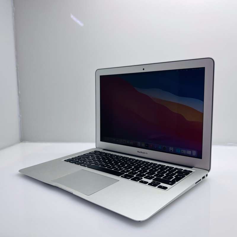 Apple MacBook Air 13-inch Core i5 1.6GHz (Early 2015) 8GB RAM 128GB SDD Silver