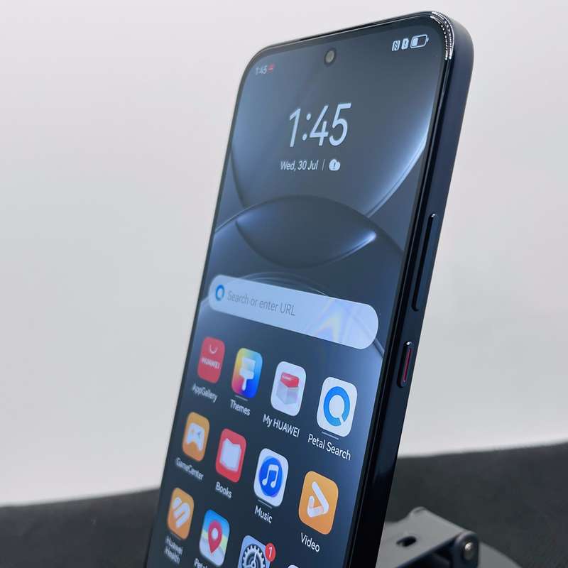 Huawei Nova 13 256GB Dual Sim Black (10 Year Warranty)  Mint Condition