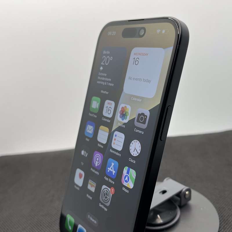 Apple iPhone 15 128GB Black (12 Month Warranty)