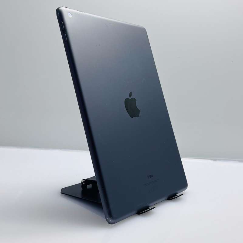 Apple iPad 10.2 7th Gen 32GB (Wifi Only) Space Grey - Faulty Battery And Dim Backlight