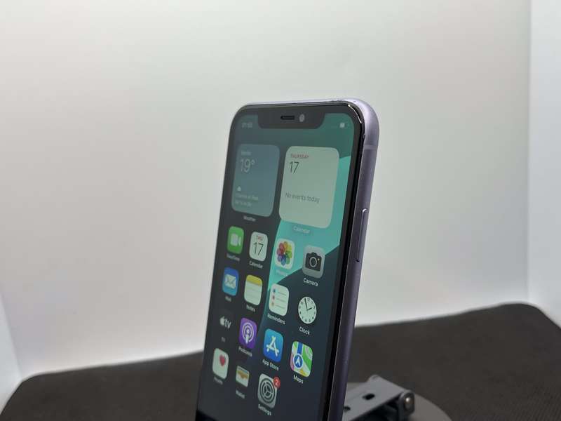 Apple iPhone 11 64GB Purple (6 Month Warranty)