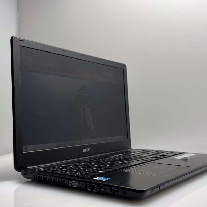 AcerAspire E1-572 4th Gen "Core i7" 1.80GHz 8GB RAM 256GB SSD Black