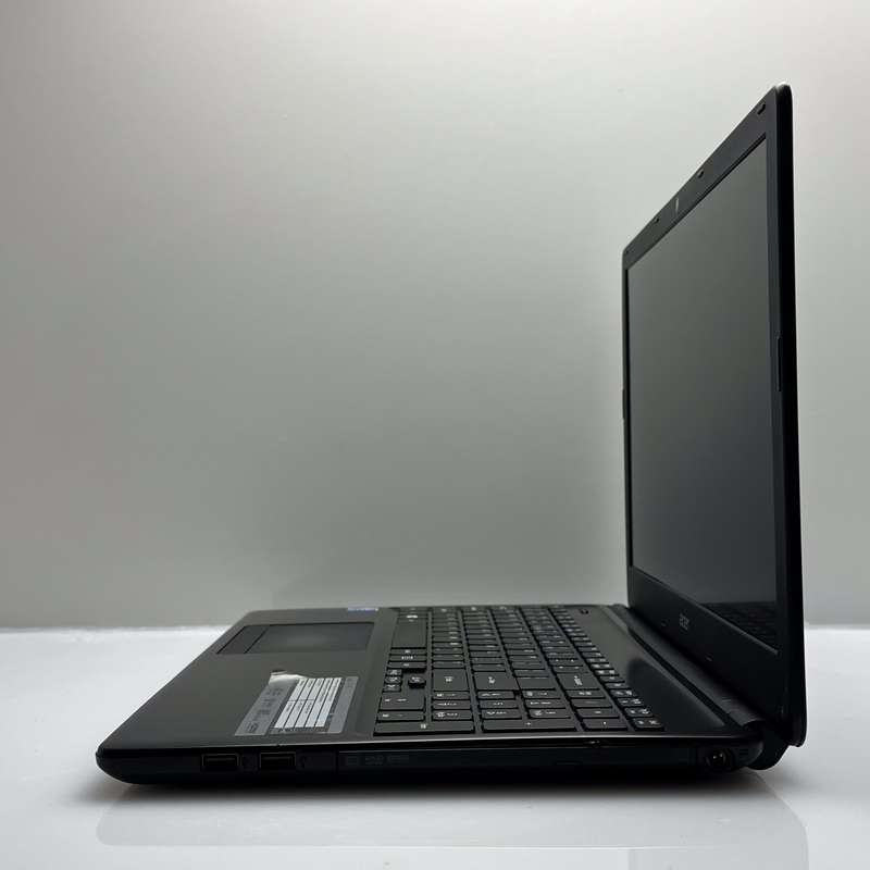 AcerAspire E1-572 4th Gen "Core i7" 1.80GHz 8GB RAM 256GB SSD Black