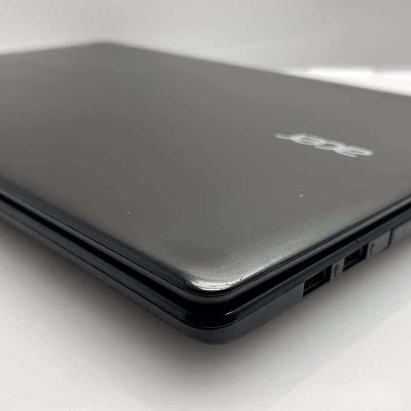 AcerAspire E1-572 4th Gen "Core i7" 1.80GHz 8GB RAM 256GB SSD Black