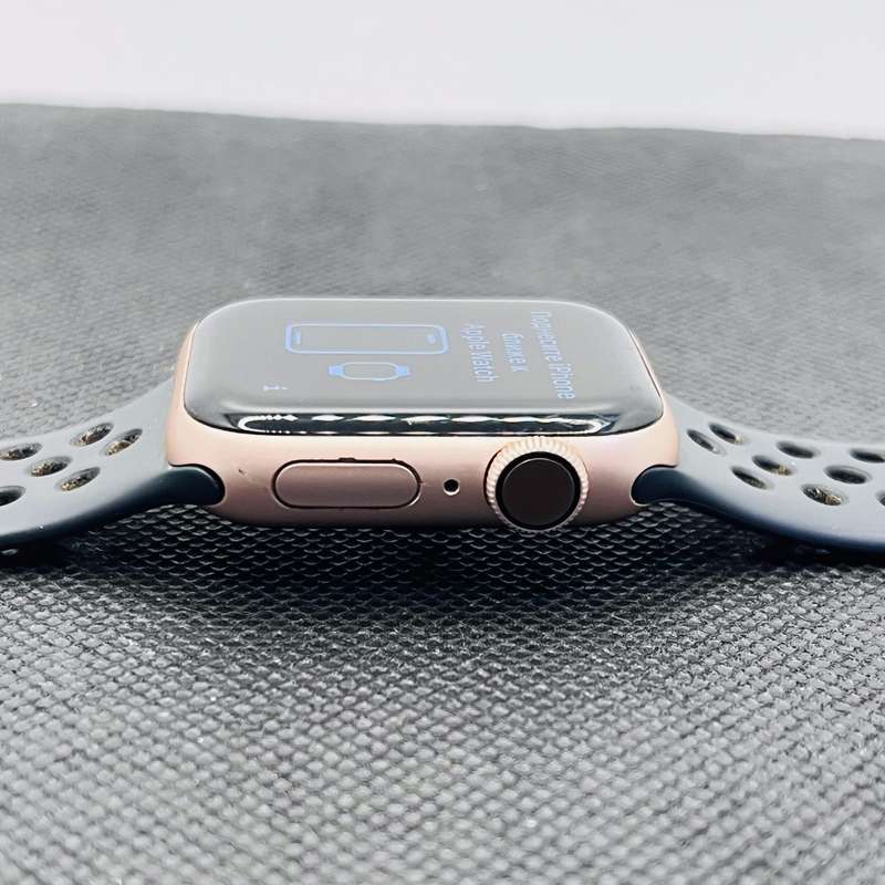 Apple Watch Series 4 40mm GPS Only Rose Gold (3 Month Warranty)  With Black Nike Straps