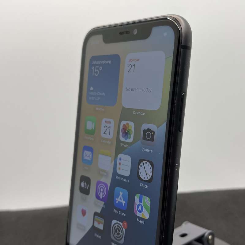 Apple iPhone 11 128GB Black (6 Month Warranty)