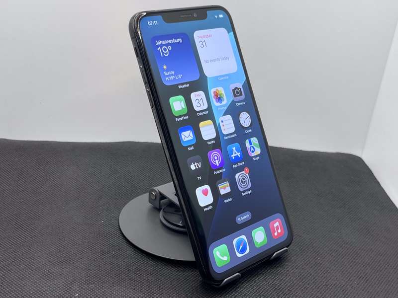 Apple iPhone XS Max 256GB Space Gray (3 Month Warranty)