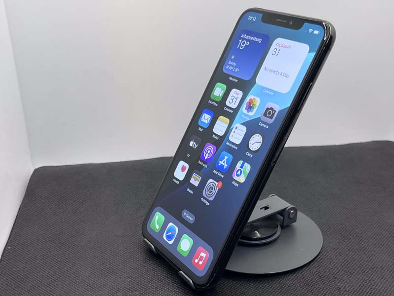 Apple iPhone XS Max 256GB Space Gray (3 Month Warranty)