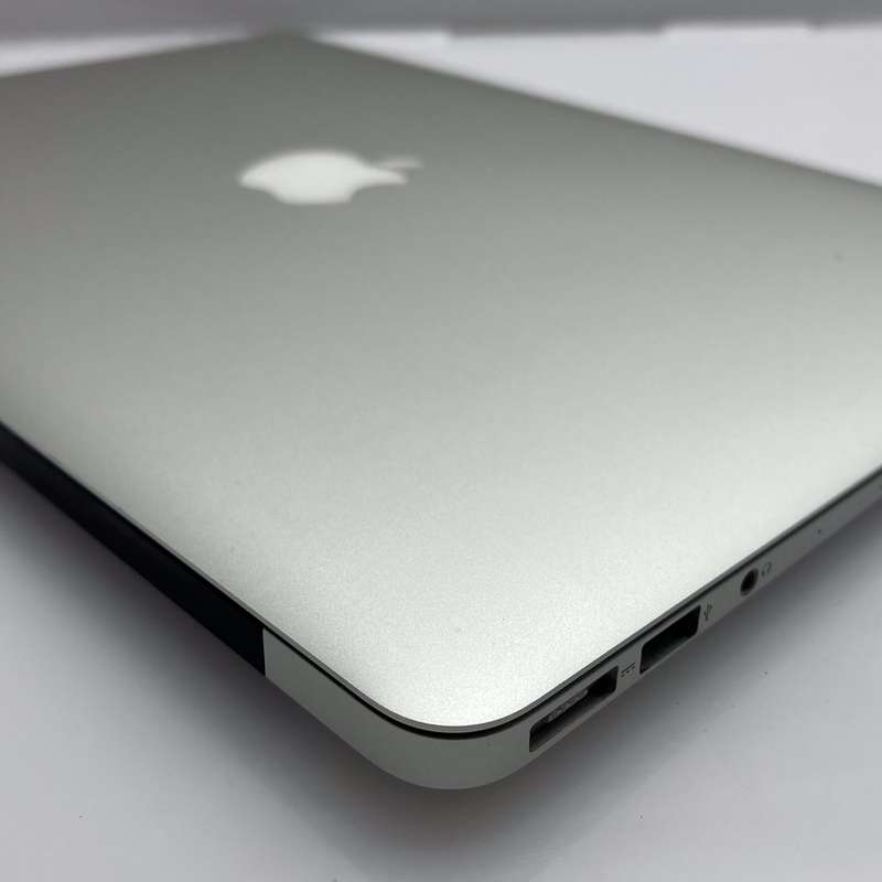 MacBook Air 13-Inch Core i5 1.8GHz (2017) 8GB RAM 128GB SSD Silver (3 Month Warranty) - Min...