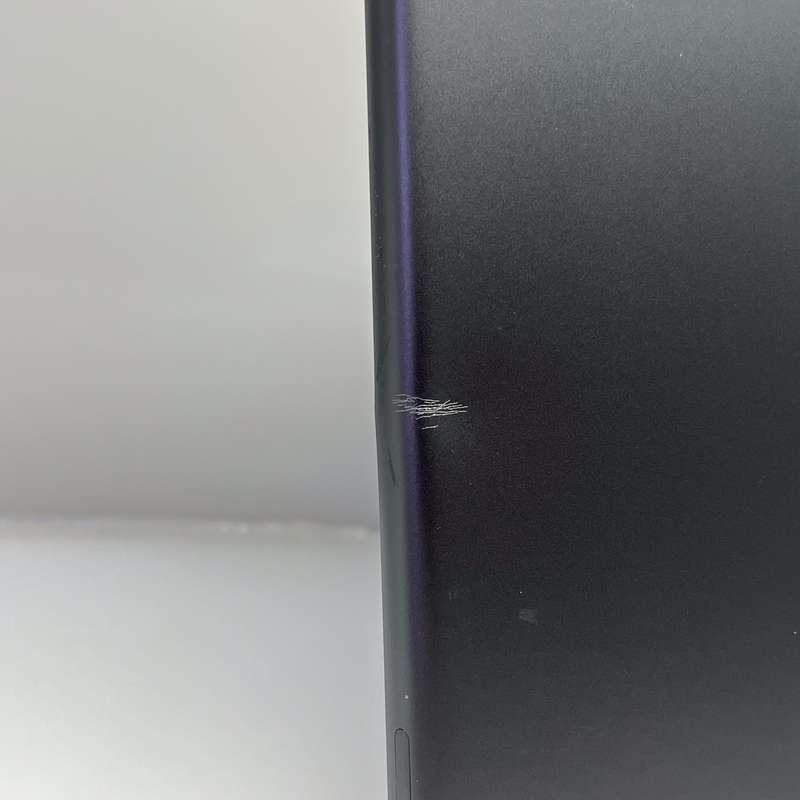 Apple iPad 10.2 9th Gen 256GB (Wifi/Cellular) Space Gray  No Touch ID And Bright Spots