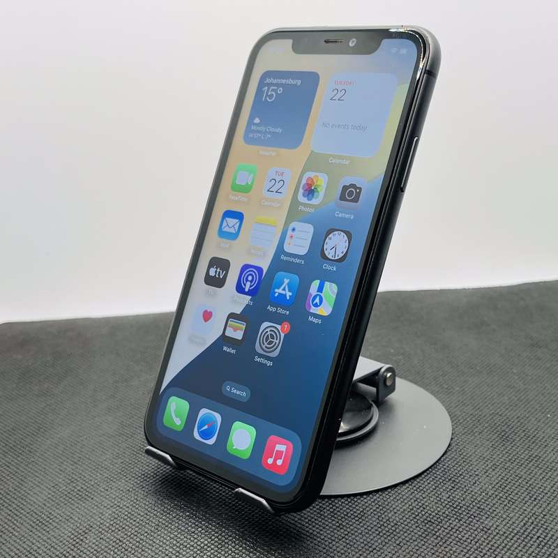 Apple iPhone 11 64GB Black (6 Month Warranty)