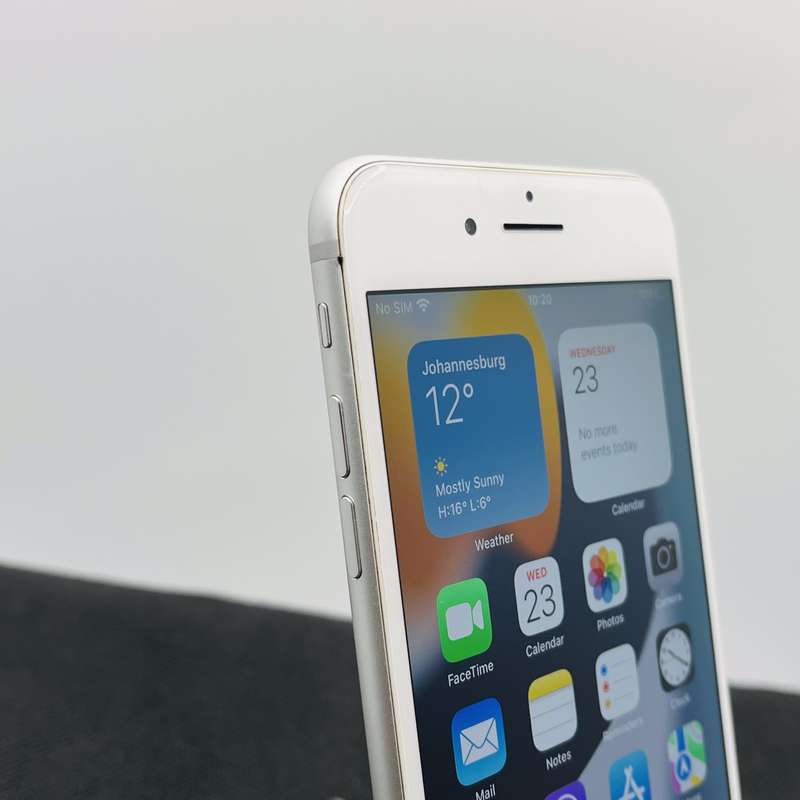 Apple iPhone 7 Plus 128GB Silver (3 Month Warranty)