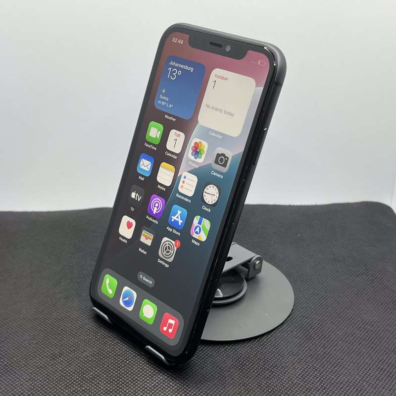 Apple iPhone 11 64GB Black (6 Month Warranty)