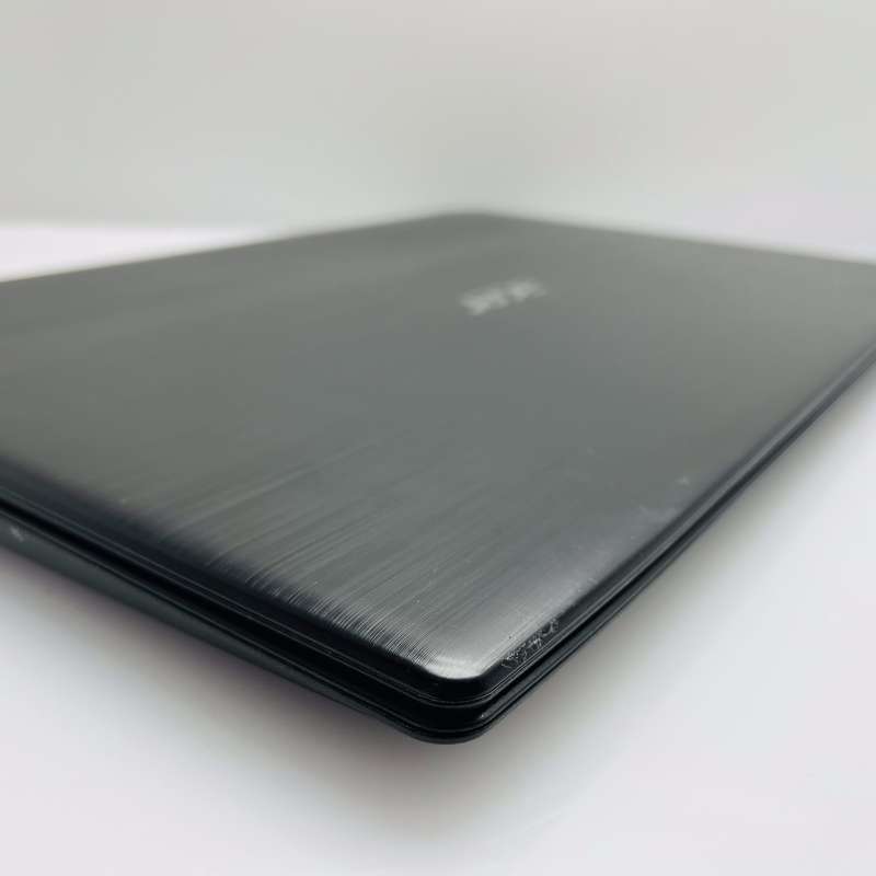 Acer Aspire 3 A315-53 7th Gen "Core i3" 2.40GHz 4GB RAM 256GB SSD Black - Faulty Battery And Brig...