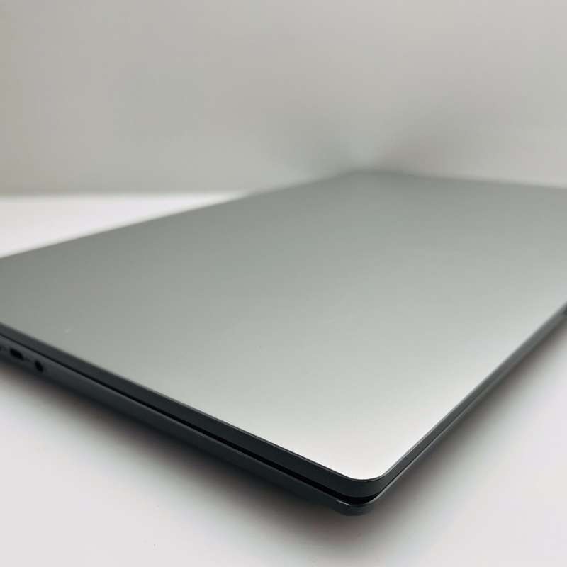 Lenovo Ideapad 1 15AMN7 AMD Ryzen 5 2.80GHz 8GB RAM 512GB SSD Silver - Hinge Damage